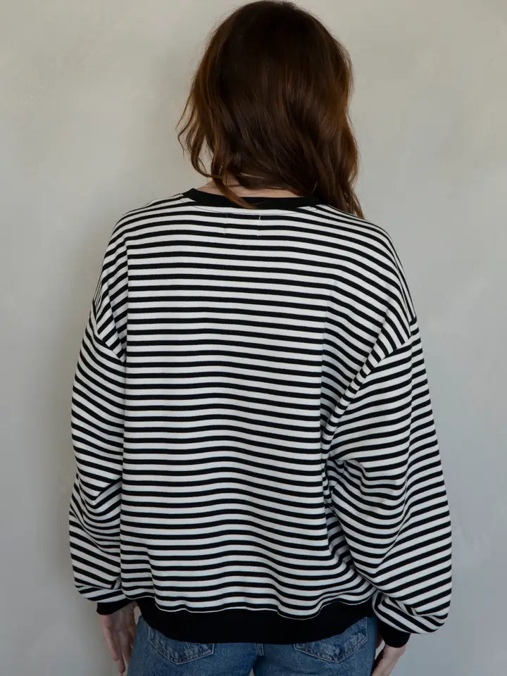 Black and White Oversized Pull Over