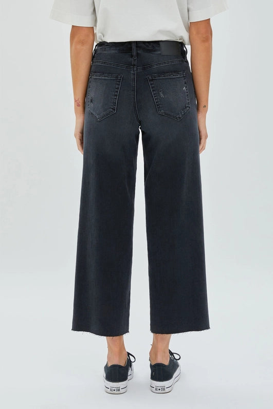 Nori Charcoal Cropped  Jean