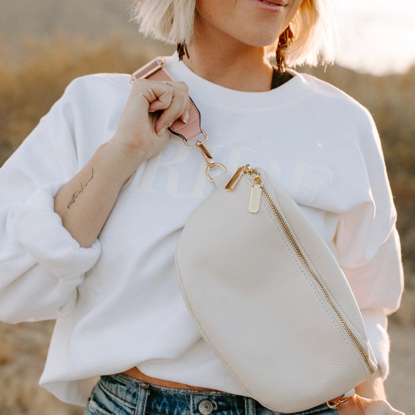 Leather Crossbody Bag in Ivory