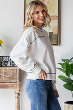Crew Neck Sweatshirt With Contrast Stitching