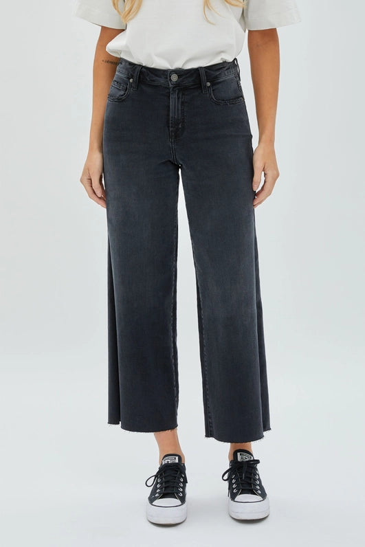 Nori Charcoal Cropped  Jean