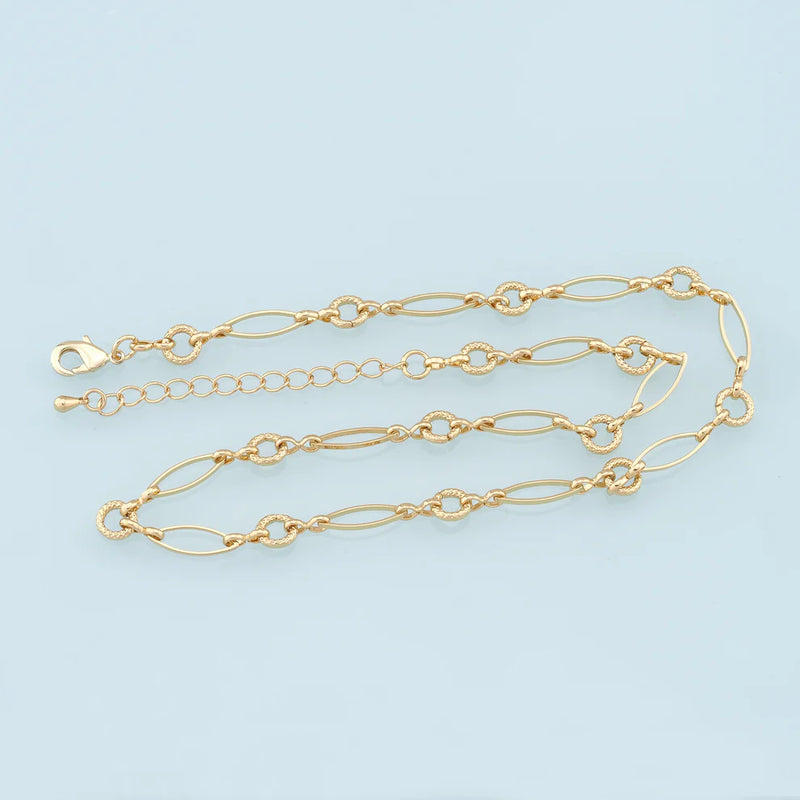 Texture Oval with Rigged Ring Necklace
