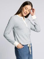 Aeris Top in Navy