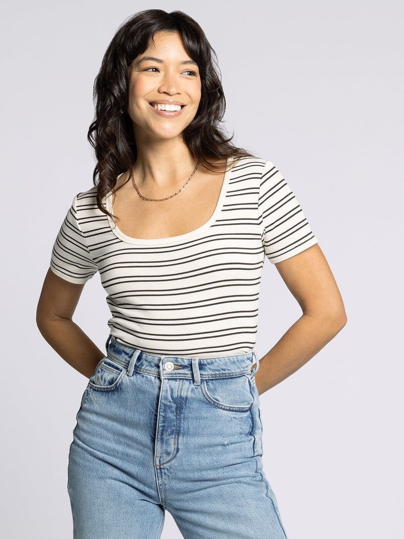 Katara Tee in Off White and Coffee